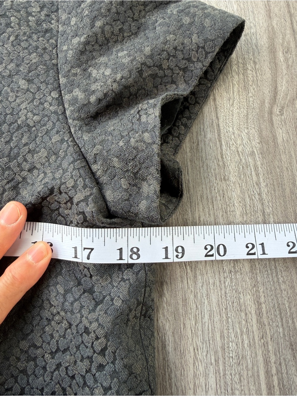 Eileen Fisher XS Silk Blend Textured Open Front Cropped Jacket Short Sleeve Grey - Picture 12 of 13